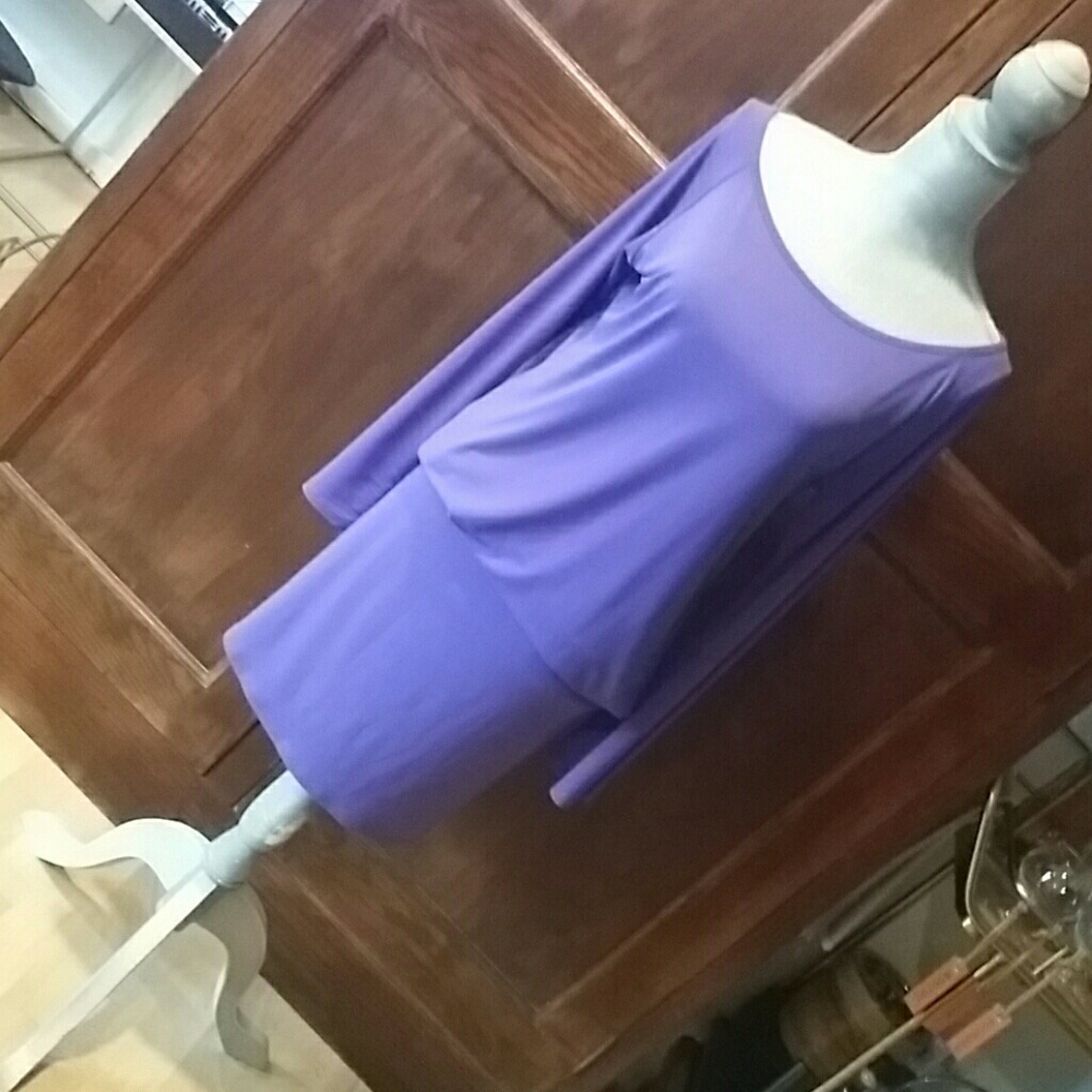 Beautiful adjustable length longsleeve Dress